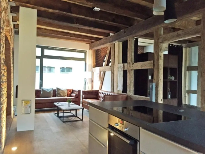 3 Bedrooms Apartment