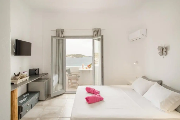 Deluxe Double room with balcony and with sea view