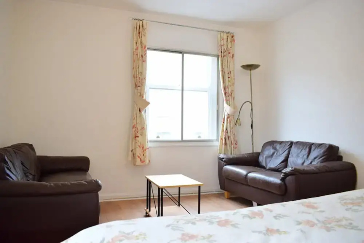 Baker Street Studio Flat