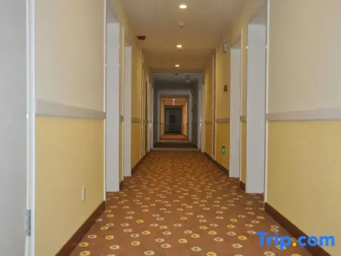 Homeinn Express Hotel (Laishui Yesanpo)