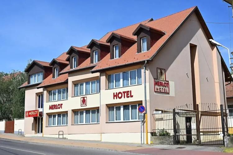 Merlot Hotel - Eger