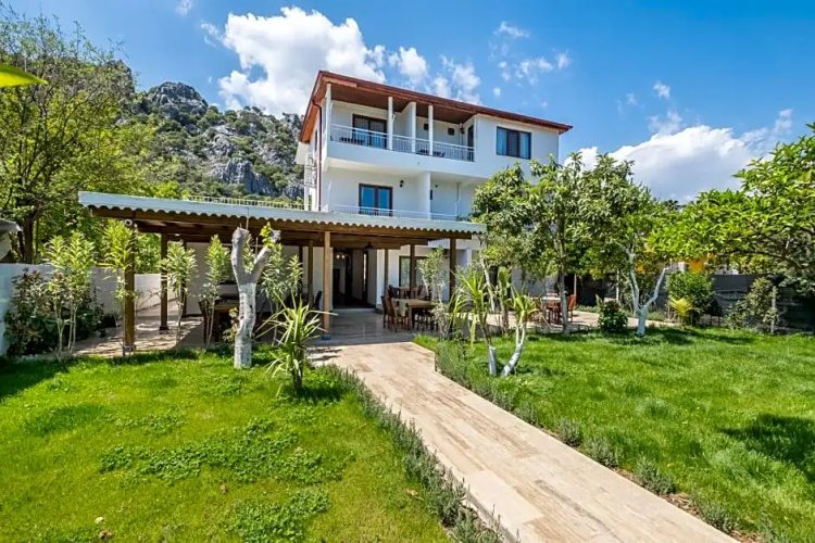 Ayris Hotel Çıralı