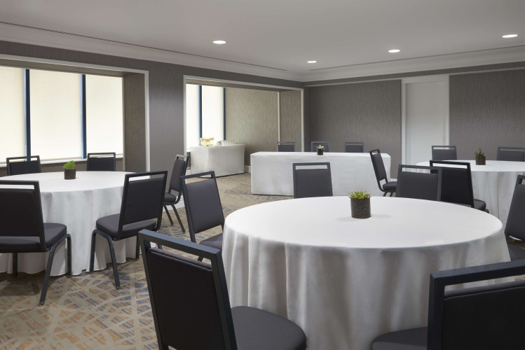 Best Western Parkway Hotel Toronto North photo 25