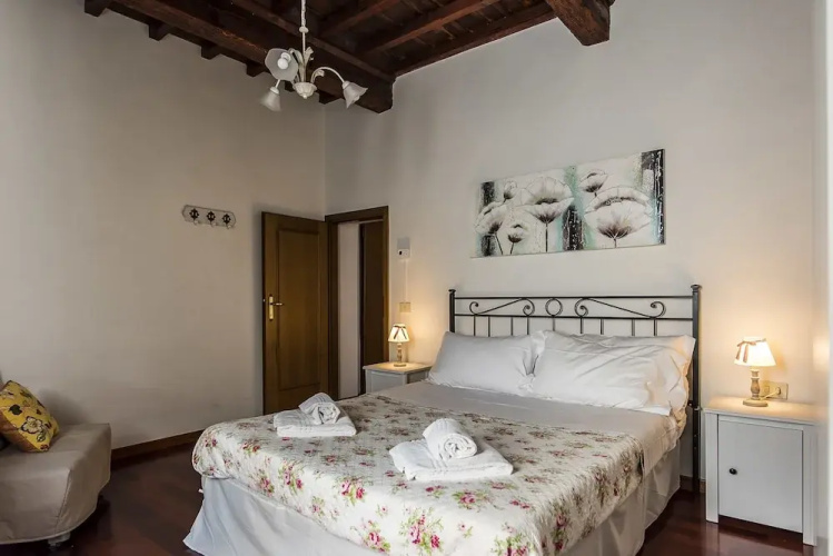 Borgo Pinti Apartment