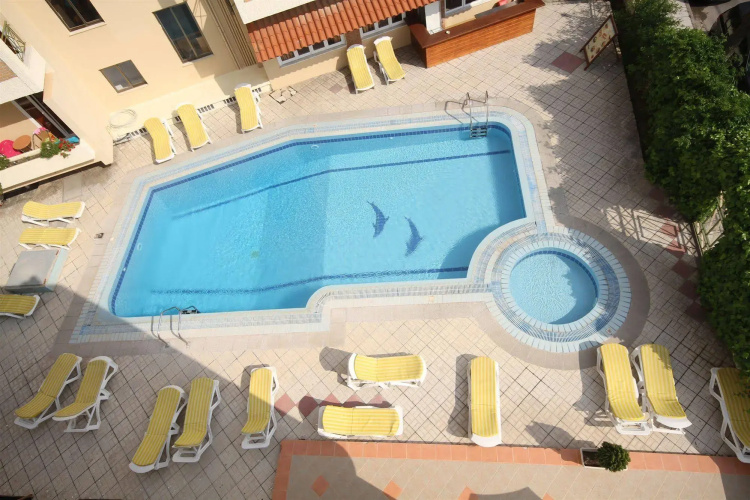 Captain's Hotel