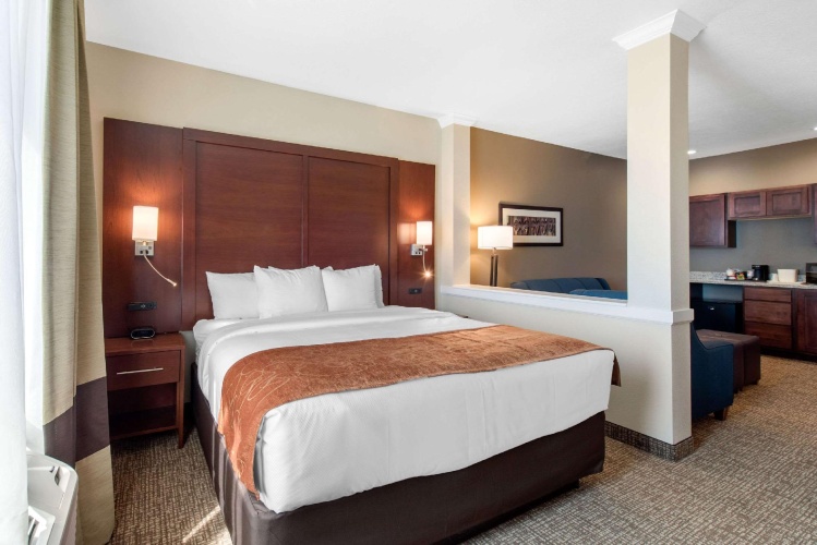 Double Suite
