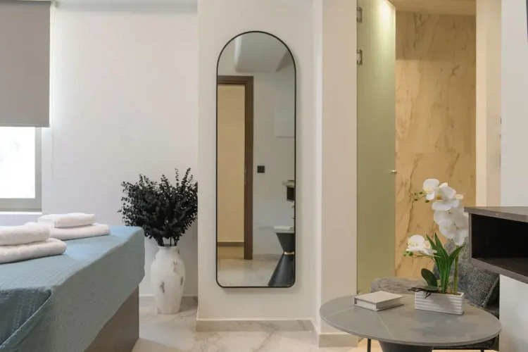 Envy SeaSide Suites