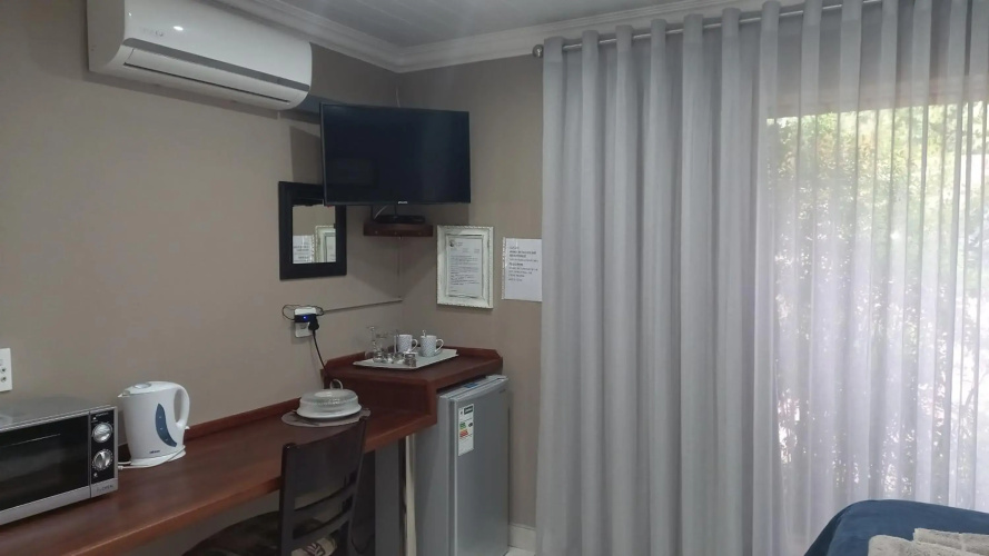 Dormio Manor Guest Lodge