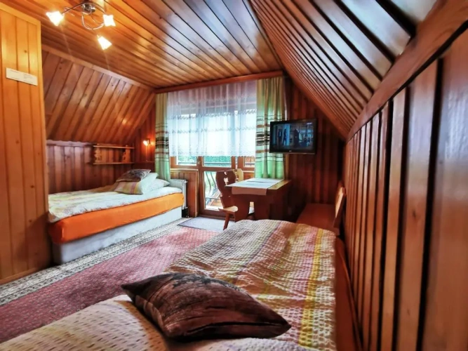 Standard Triple room with balcony
