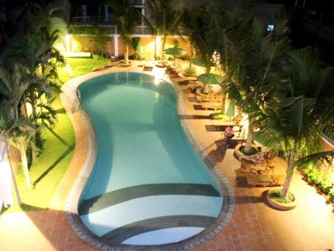 Standard Twin room with balcony