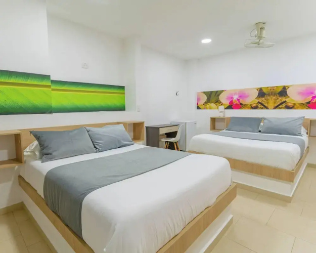 Hotel Plataneras Plaza