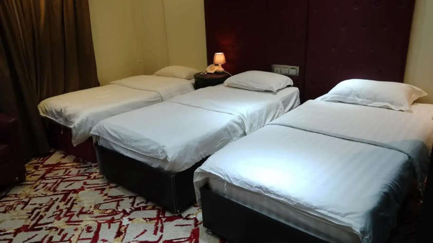 Desert Rose Hotel