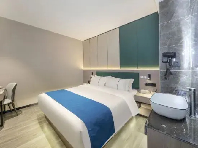 Ximan Hotel (Shenzhen Shiyan Subway Station)