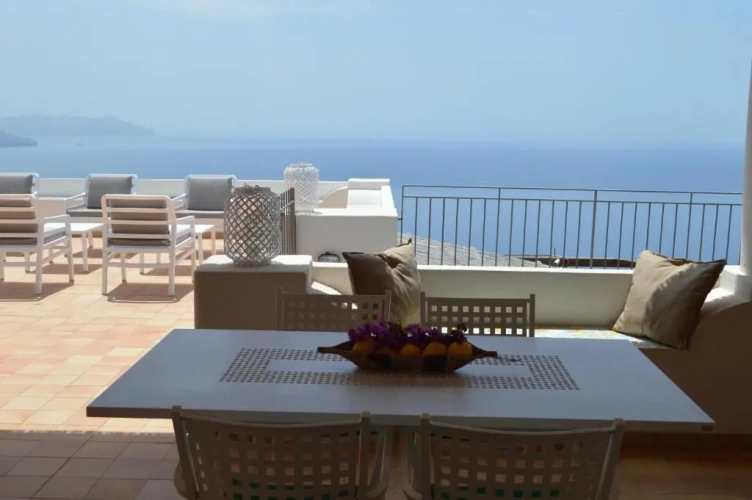 1 Bedroom Cottage with sea view