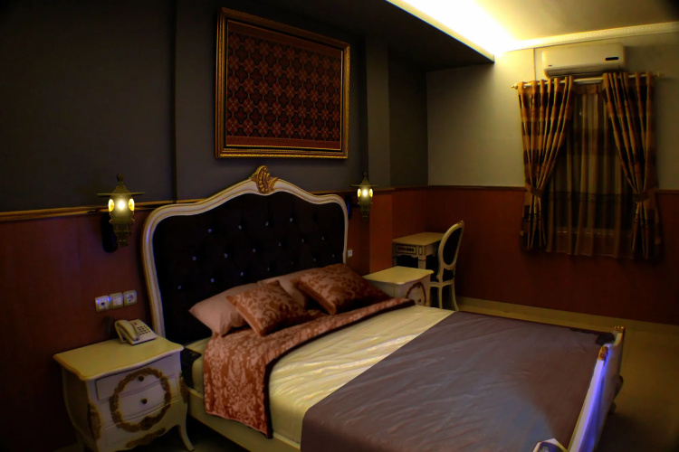 Grand Batik Inn