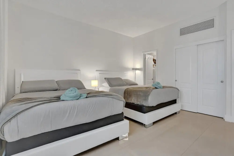 The Tides Penthouse L