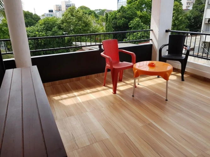 Standard Twin room with balcony