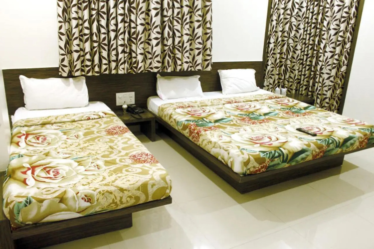 Shradha Saburi Palace Shirdi