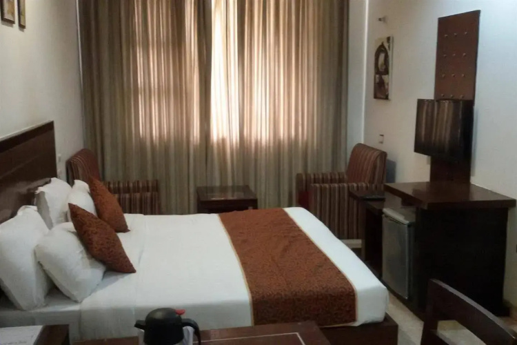 Hotel Classic Residency