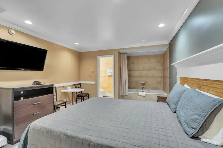 Bentley motel