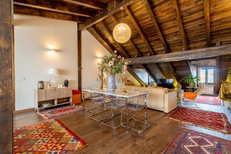 Penthouse Apartment