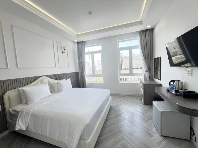 Paris Hotel