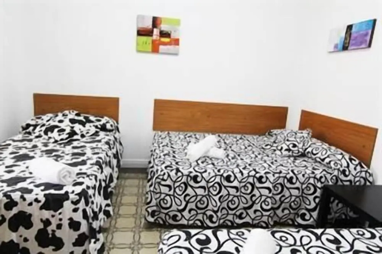 Hostal Helena 2
