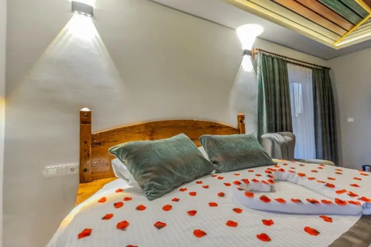 Suite with balcony