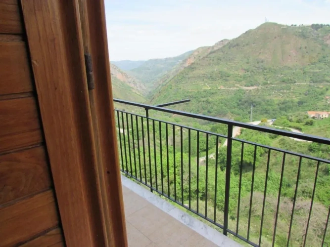 Standard Triple room with balcony and with mountain view