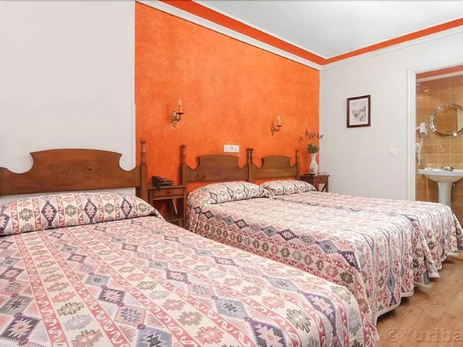 Hotel Riotuerto