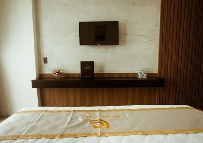Lee Charming Hotel by ZUZU
