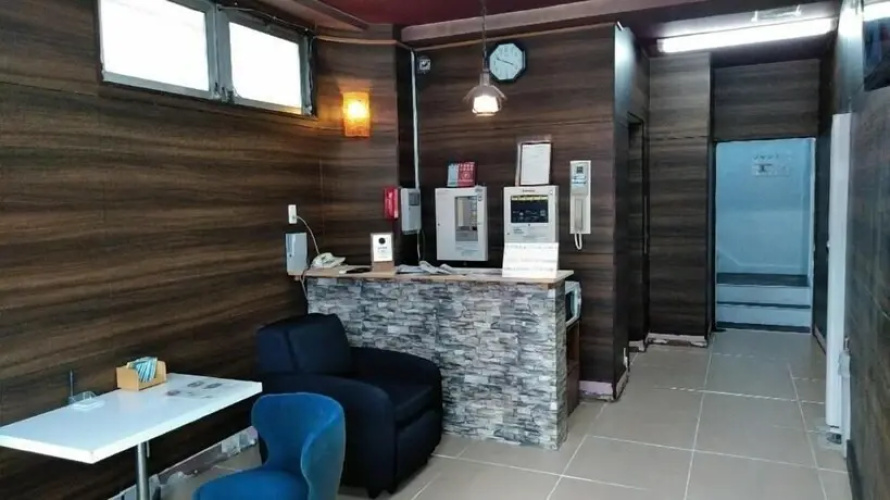 Business Hotel Takanoya