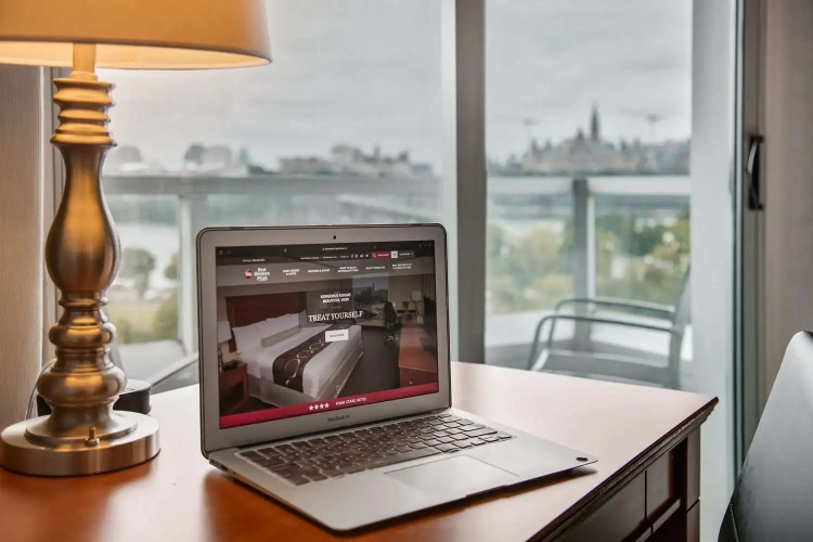 Standard Double room with balcony and with river view
