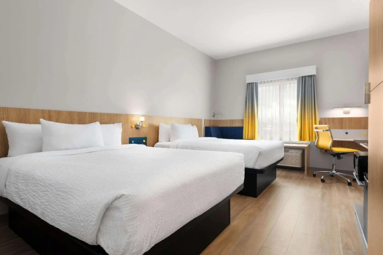 Superior Quadruple room