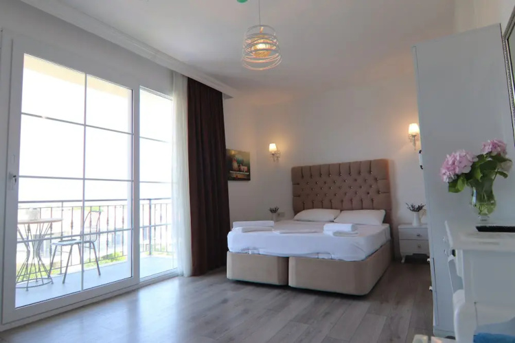 Lavinia Garden Alaçatı
