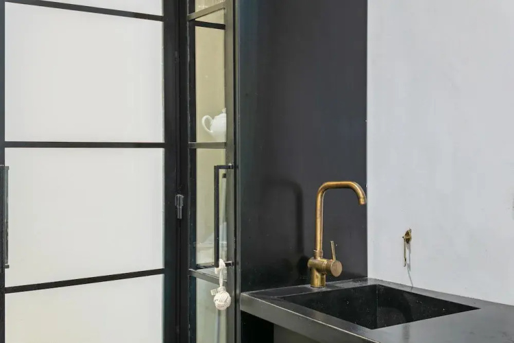 Vigna Vecchia Modern Studio