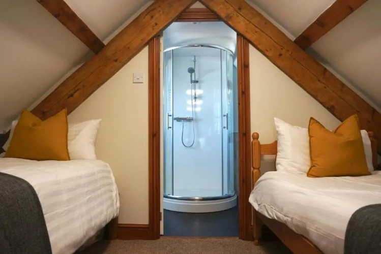 Superior Quadruple room
