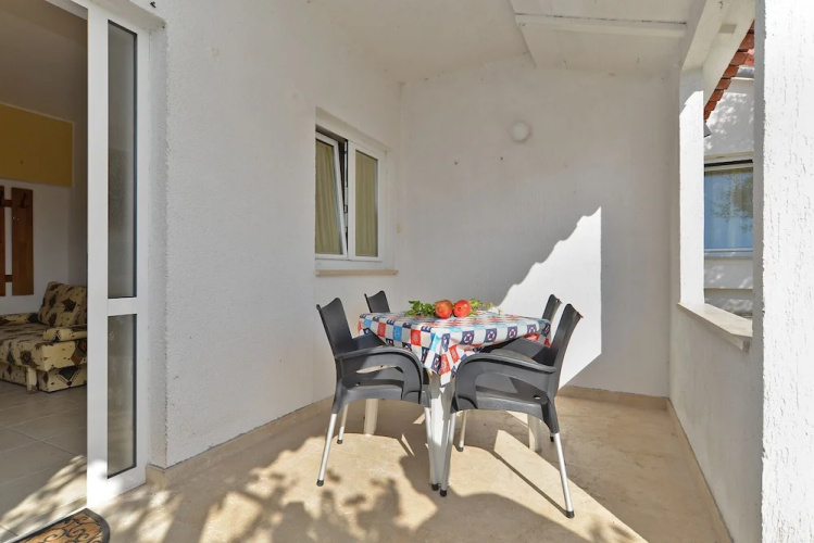 Apartment Neven 810