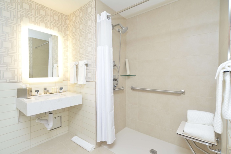 The Lismore Eau Claire - a DoubleTree by Hilton photo 10