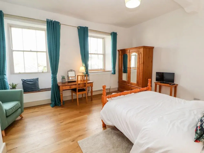 Natland Hall Cottage
