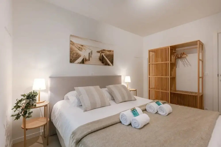 Bright Apartment in Sky Garden With Terrace