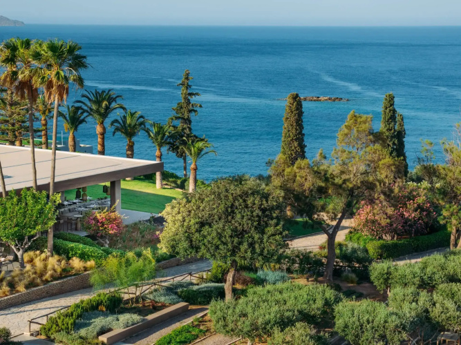 Minos Palace Hotel & Suites