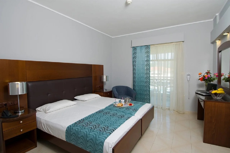 Golden Sun Hotel