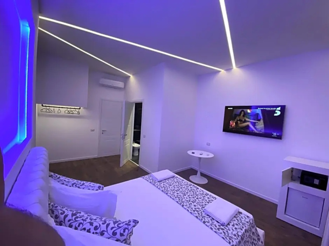 Vatican G&G Suites