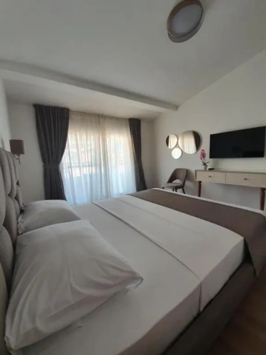 Deluxe Double room with balcony and with sea view