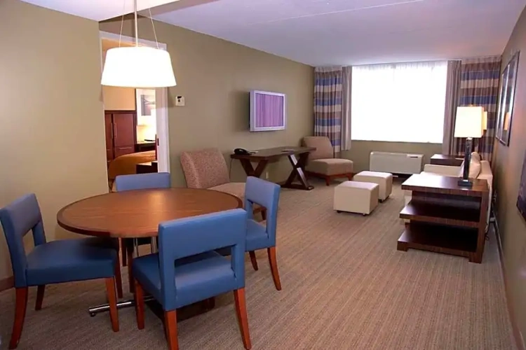 Deluxe Double Suite