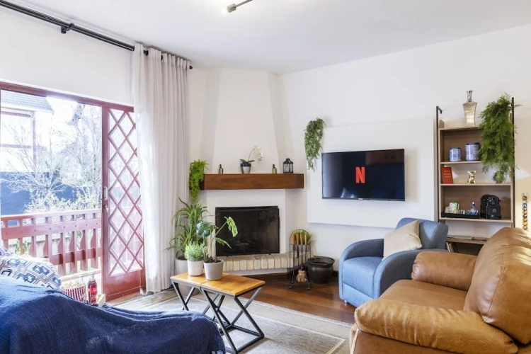 Apartment with balcony