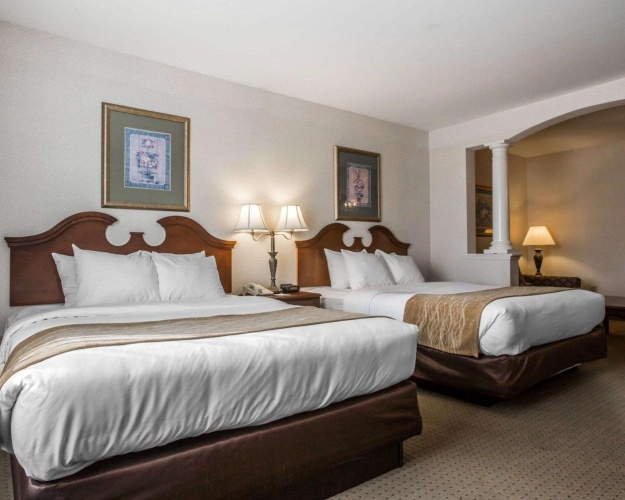 Quadruple Suite