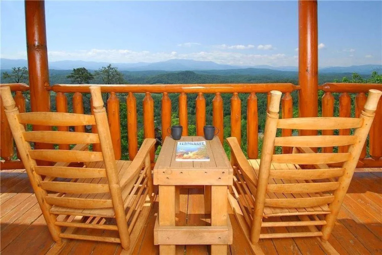 On Eagle's Wings - 2 Br cabin by RedAwning