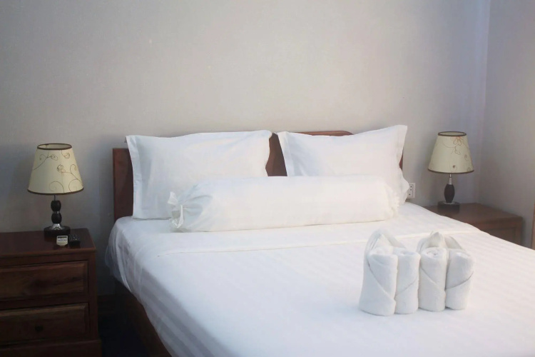 7 Makara Hotel